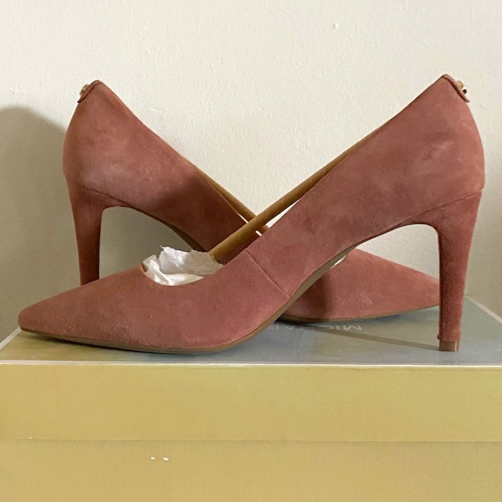 NEW Michael Kors Dorothy Flex Pump Dusty Rose Faux Suede, Size 10